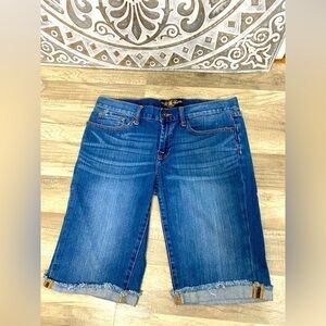 Lucky Bermuda Abbey Frayed Cuffed  10/30